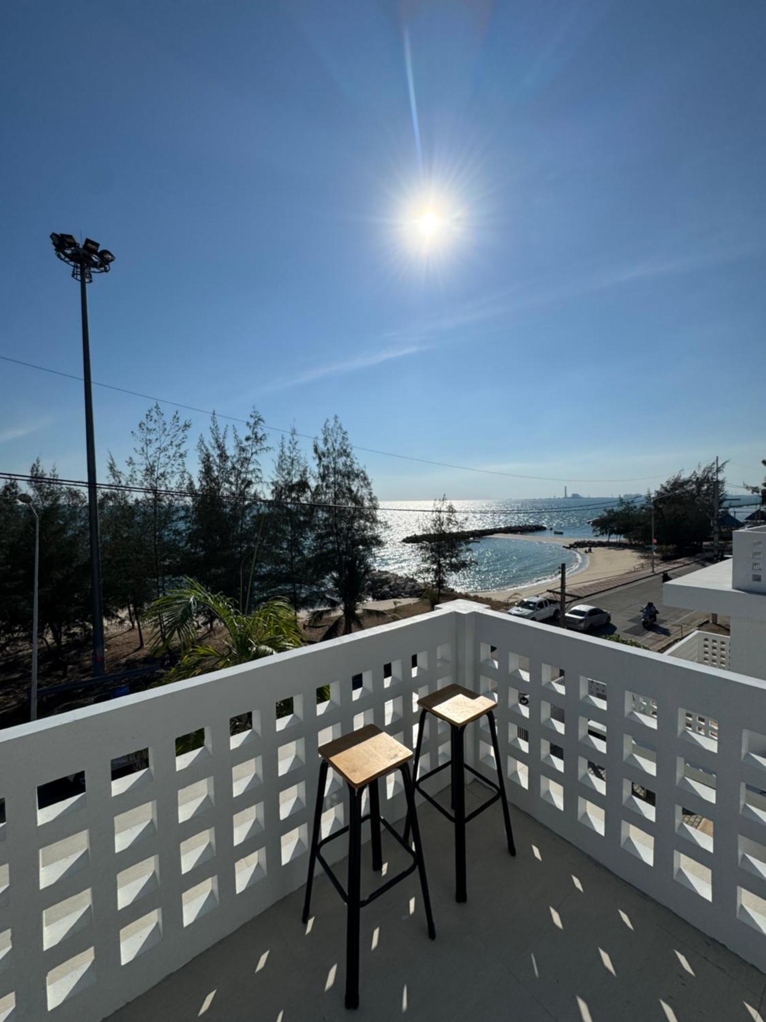 Privaterayong Hotel Exterior foto