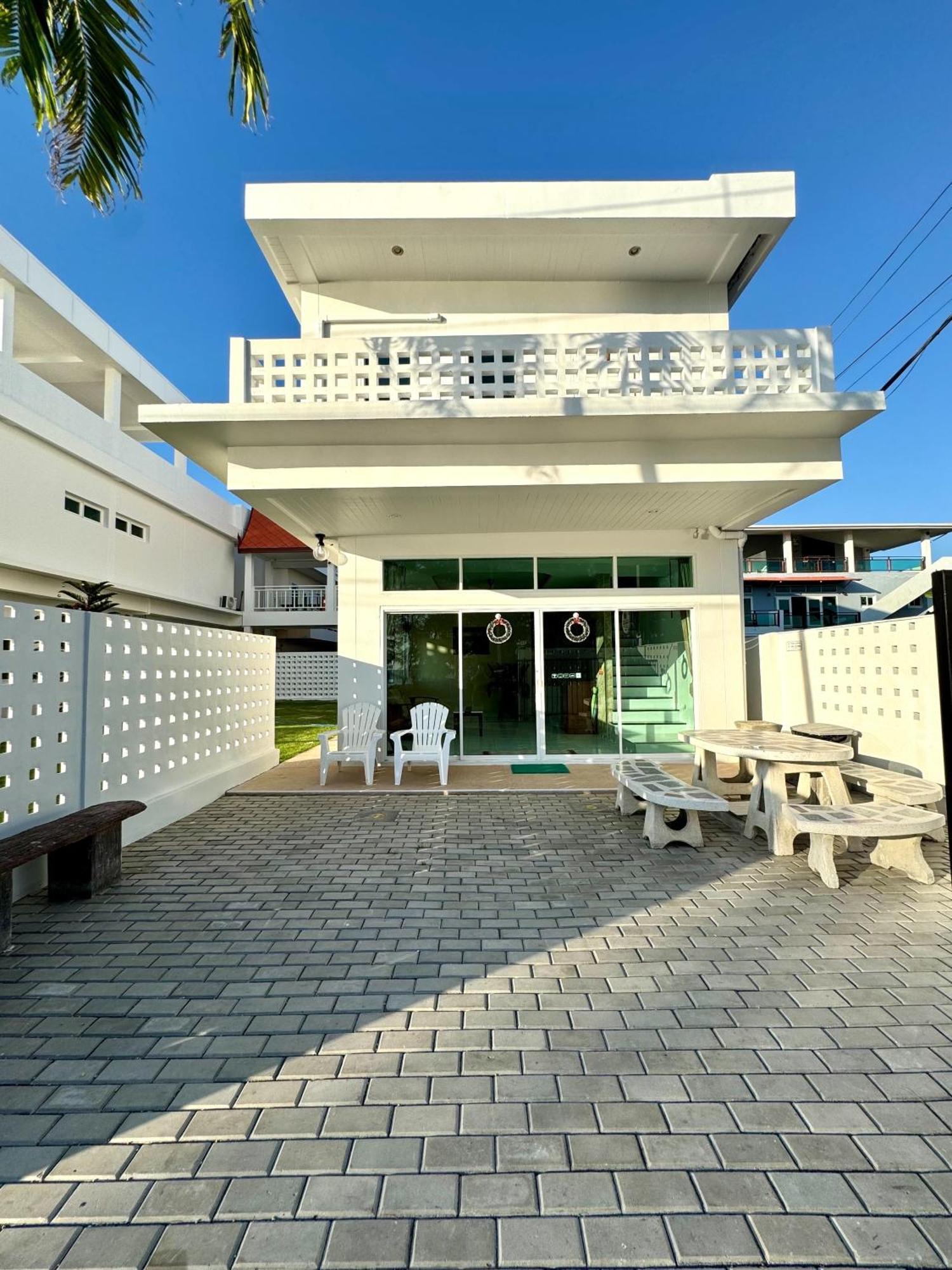 Privaterayong Hotel Exterior foto